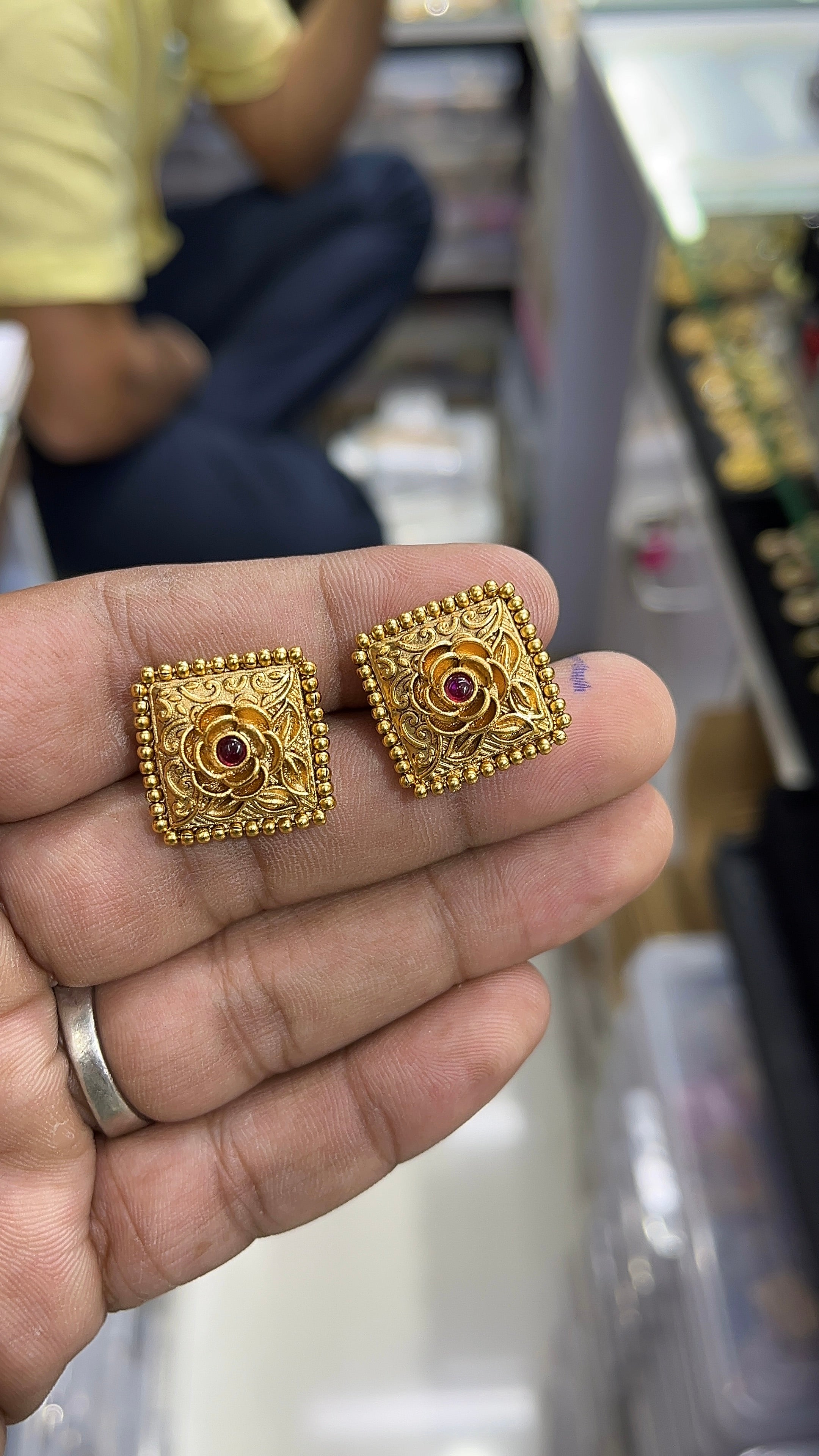 Hita Pink Antique Designer studs