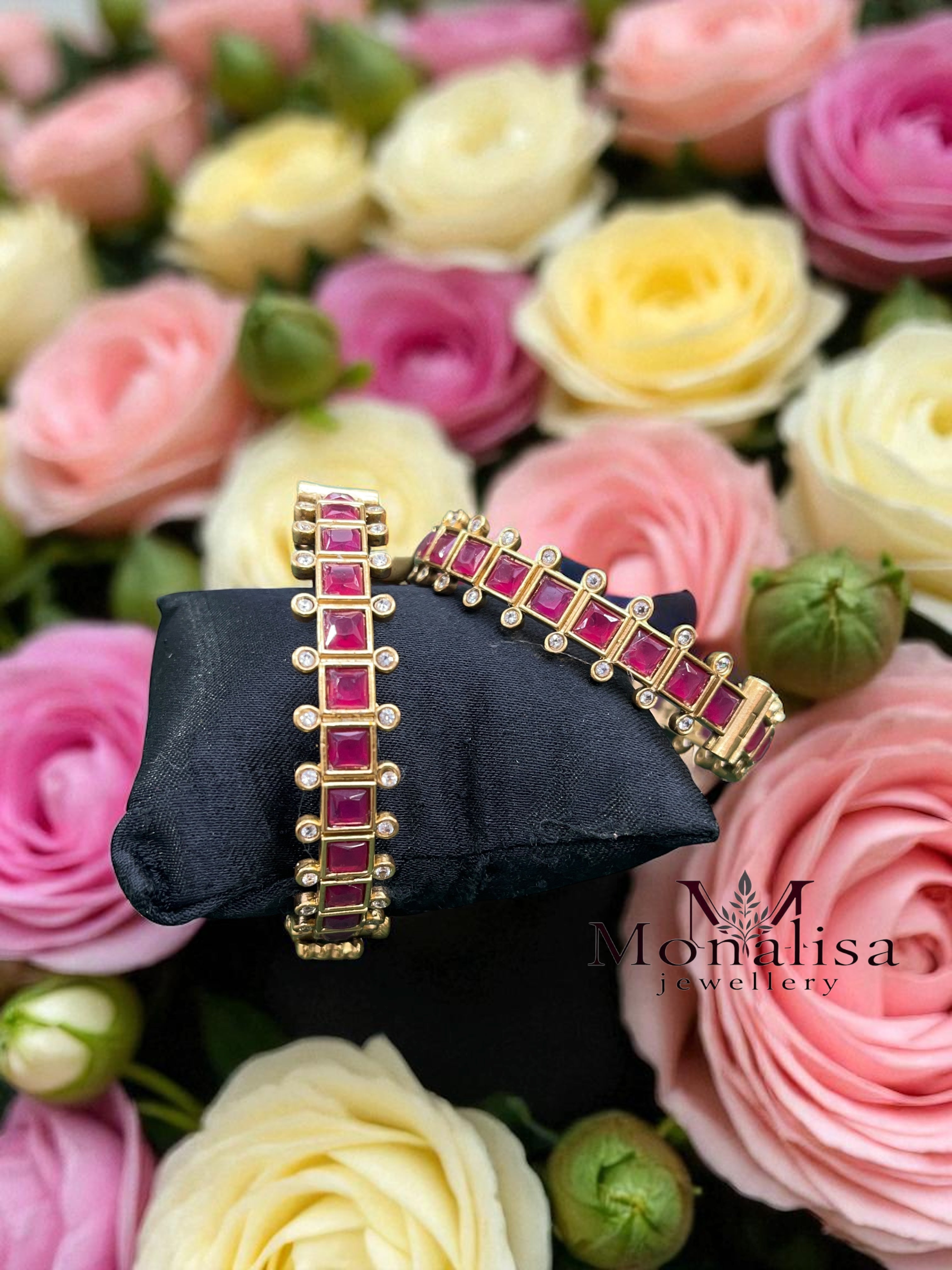 Svadhi Antique Designer Bangles