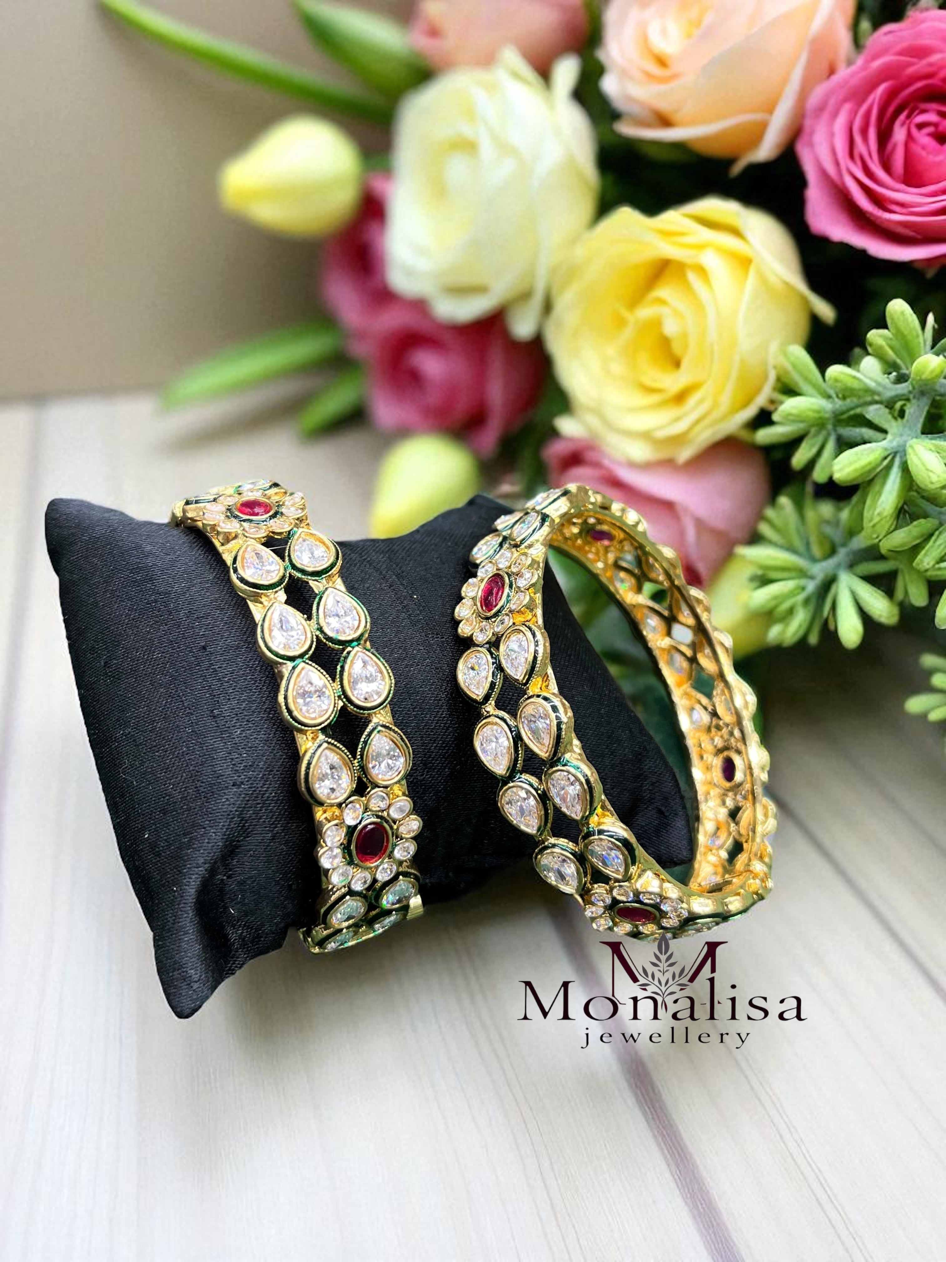 Chahna Antique Designer Bangle