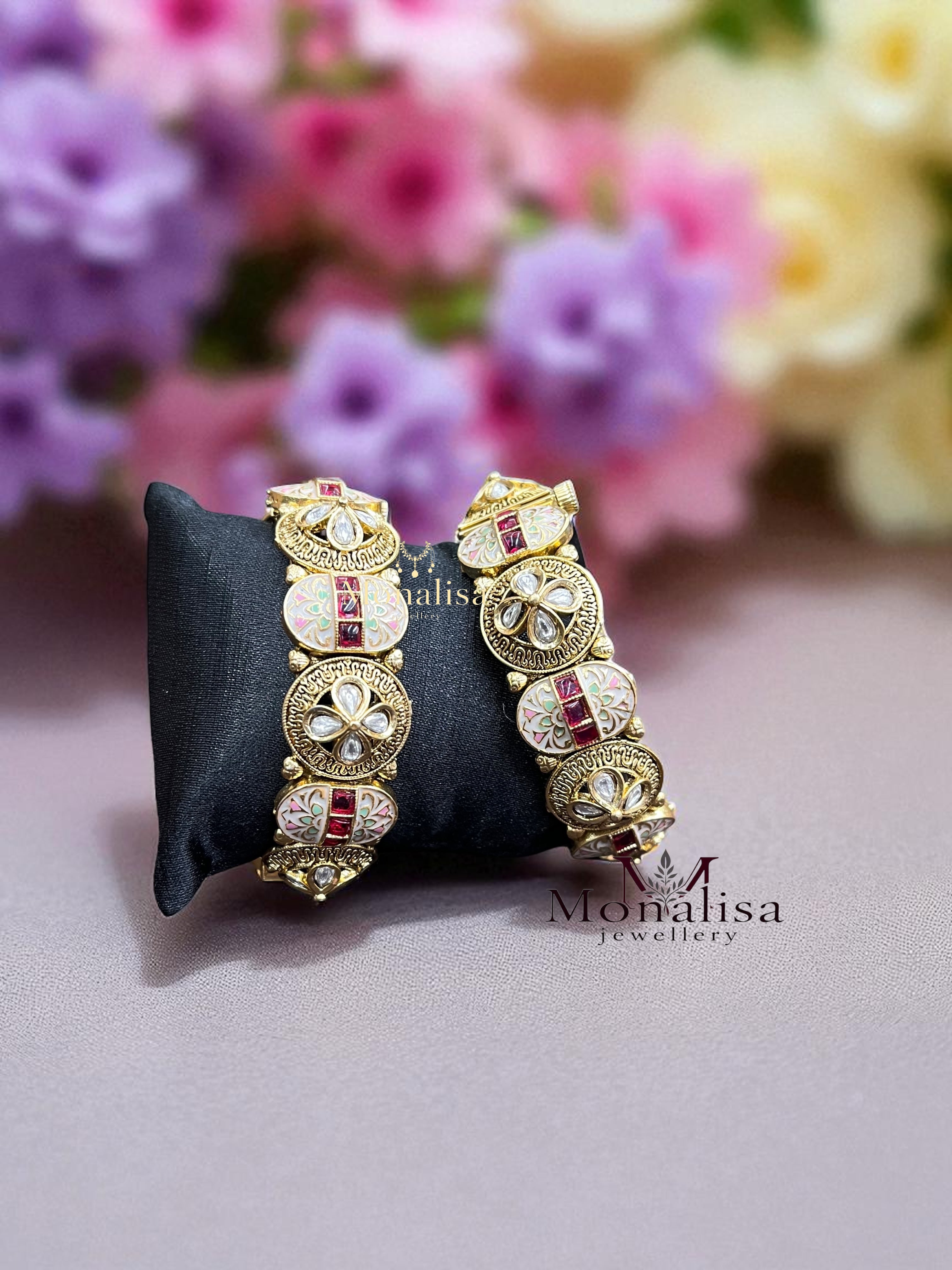 Thiya Antique Designer Bangle