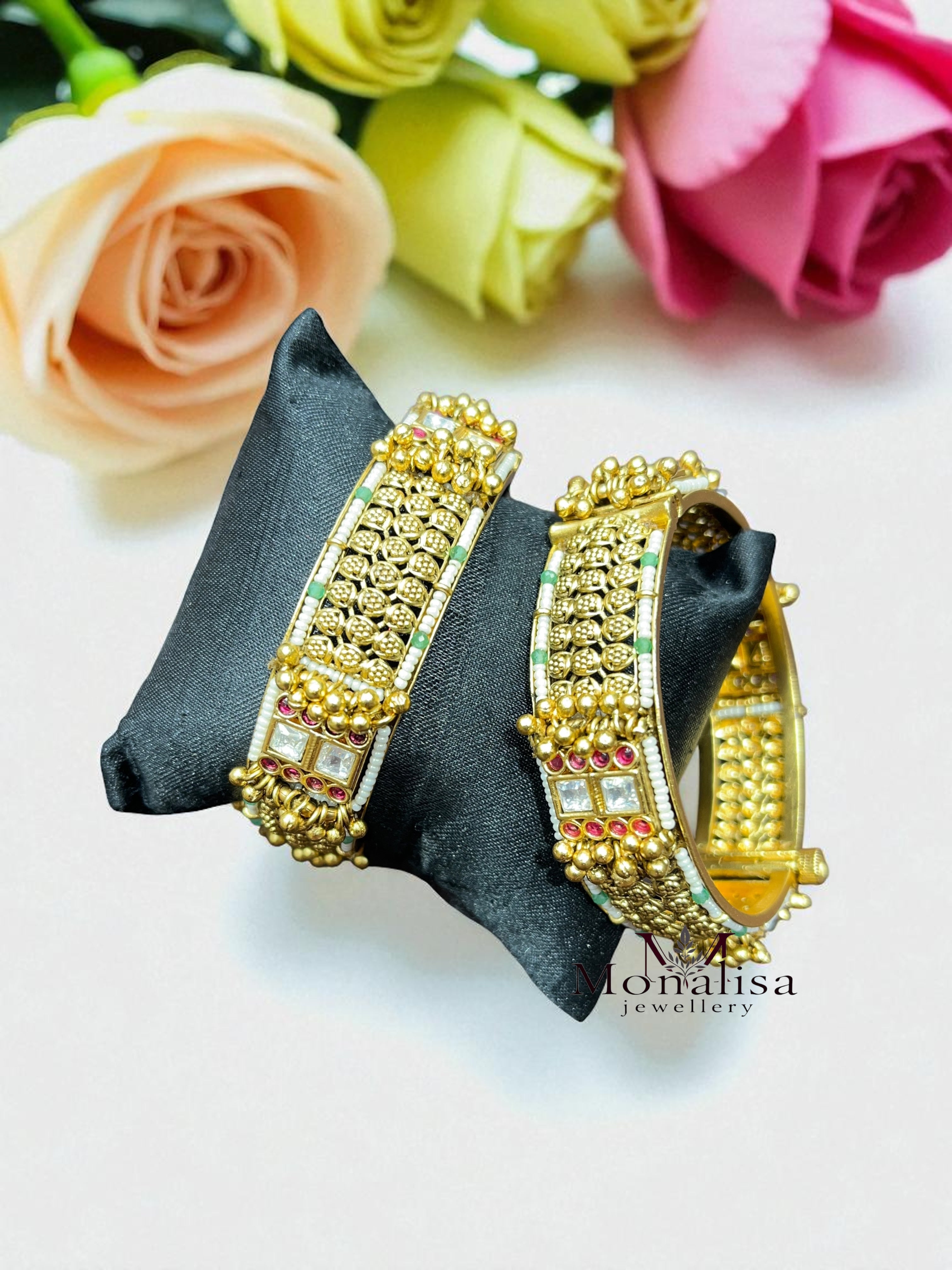 Vibhuti Antique Designer Bangles