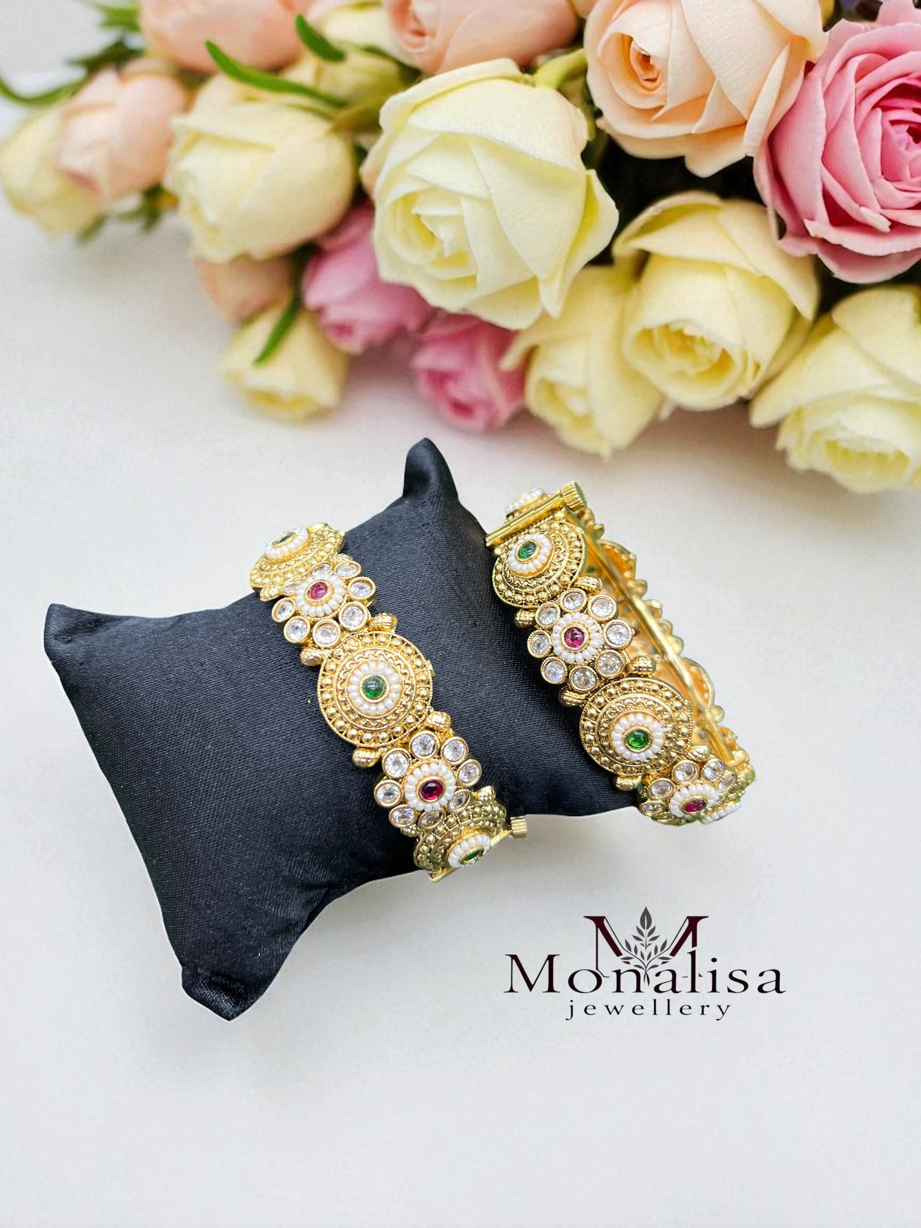 Laxmi Antique Designer Bangle