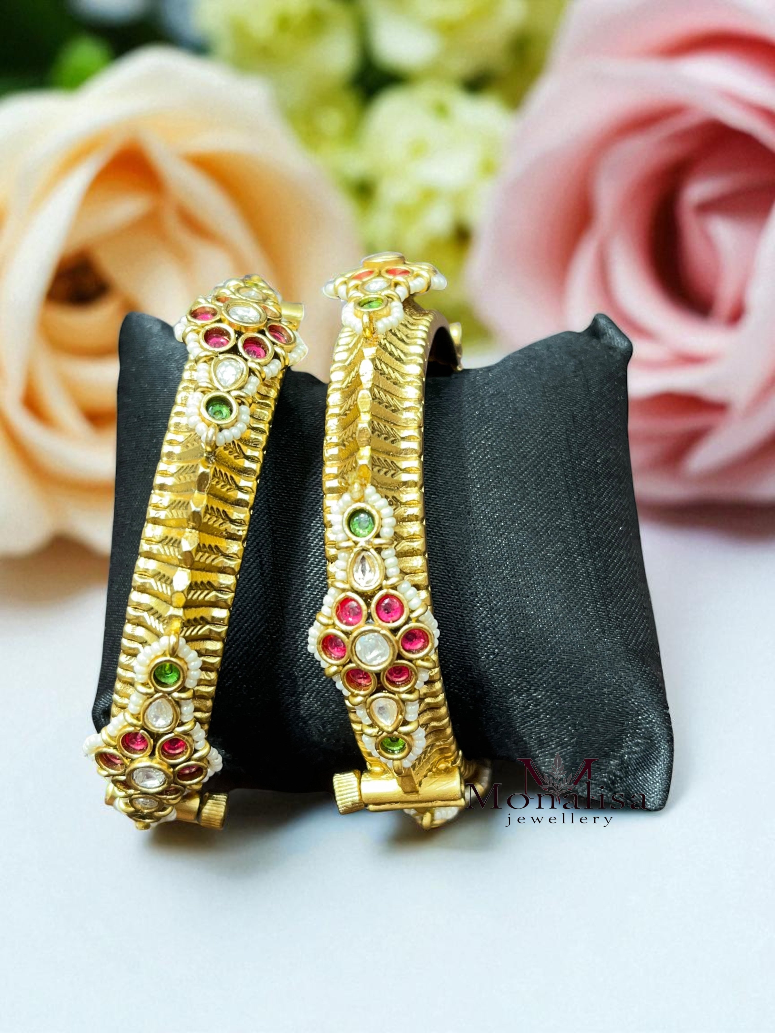 Vaishali Antique Designer Bangle