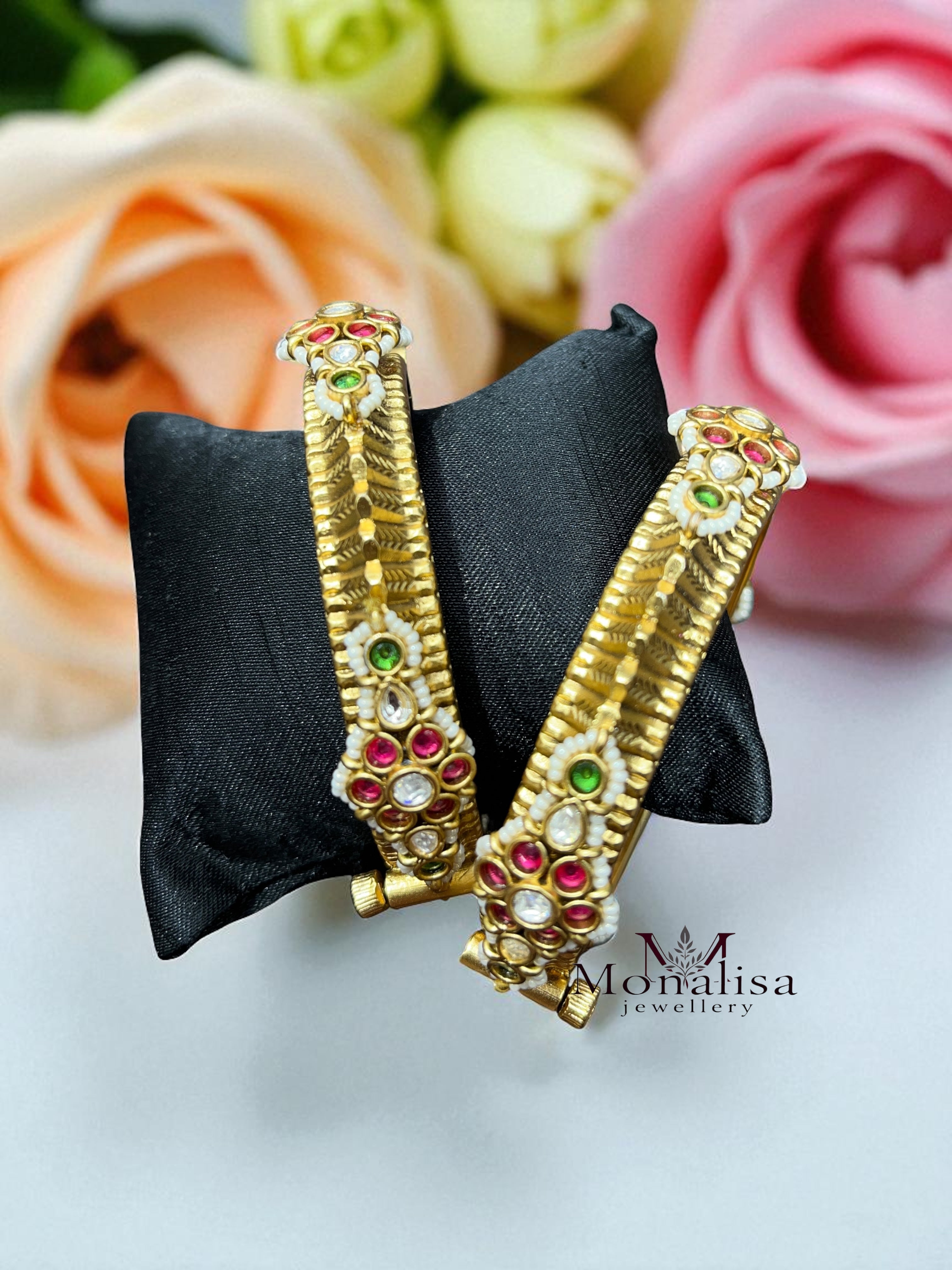 Vaishali Antique Designer Bangle