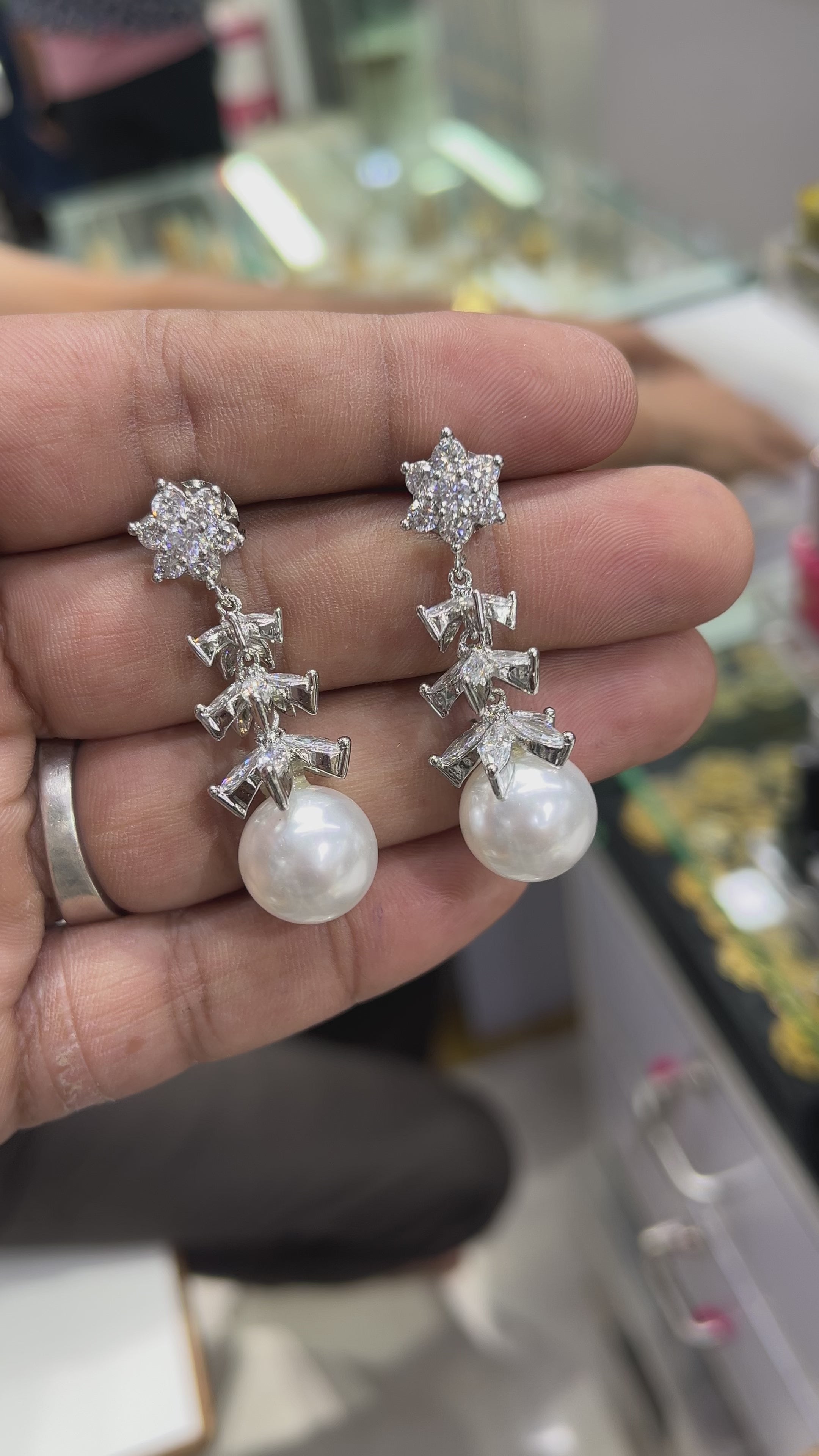 Jalvi Diamond Earing