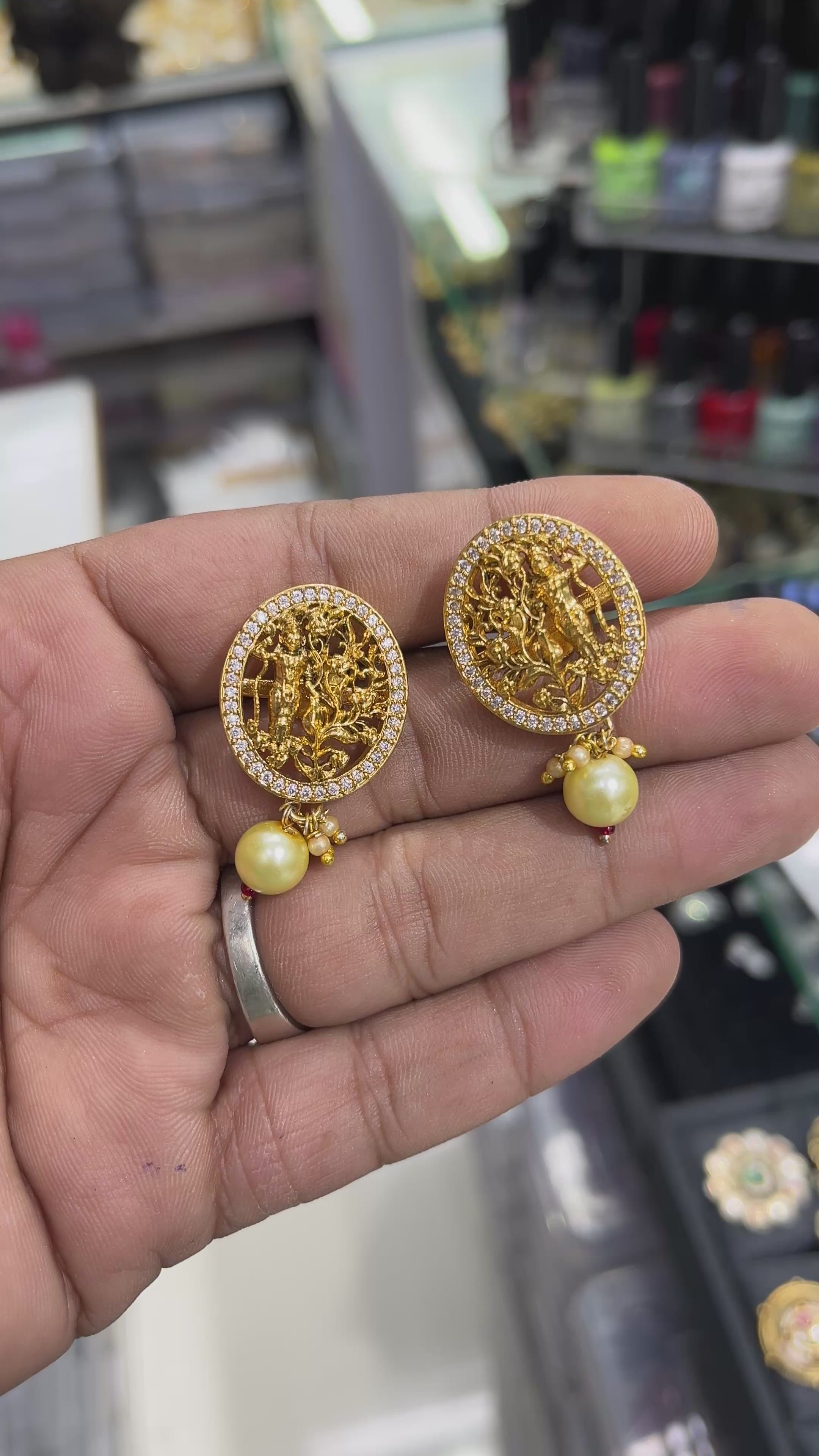 Pranshi Antique Designer Choker Set