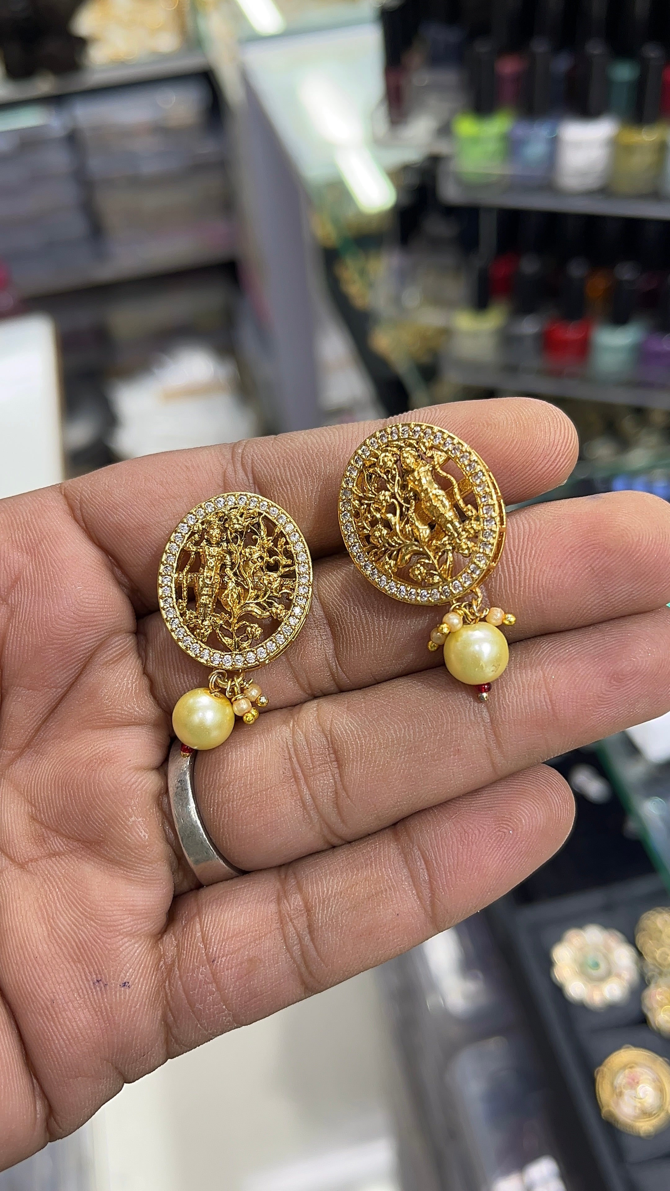 Pranshi Antique Designer Choker Set