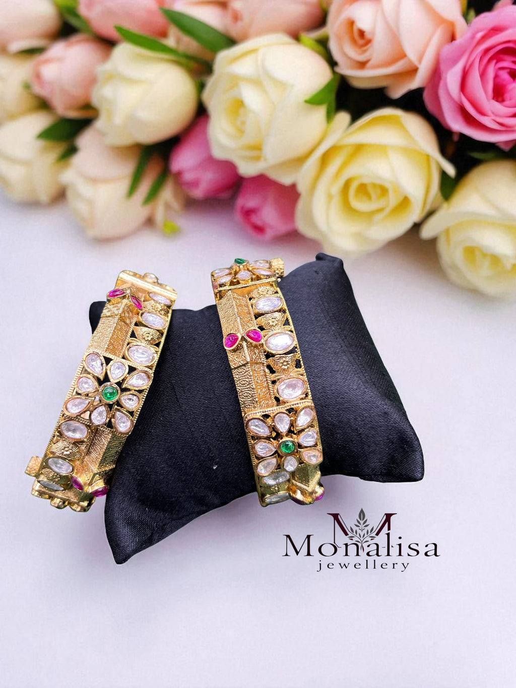 Saniya Antique Designer Bangle