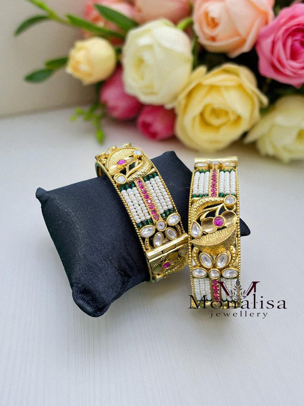 Prapti Antique Designer Bangles