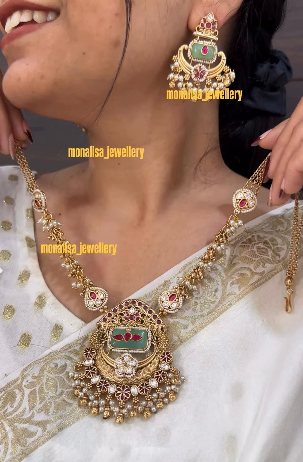 Rajvika Antique Designer Necklace Set