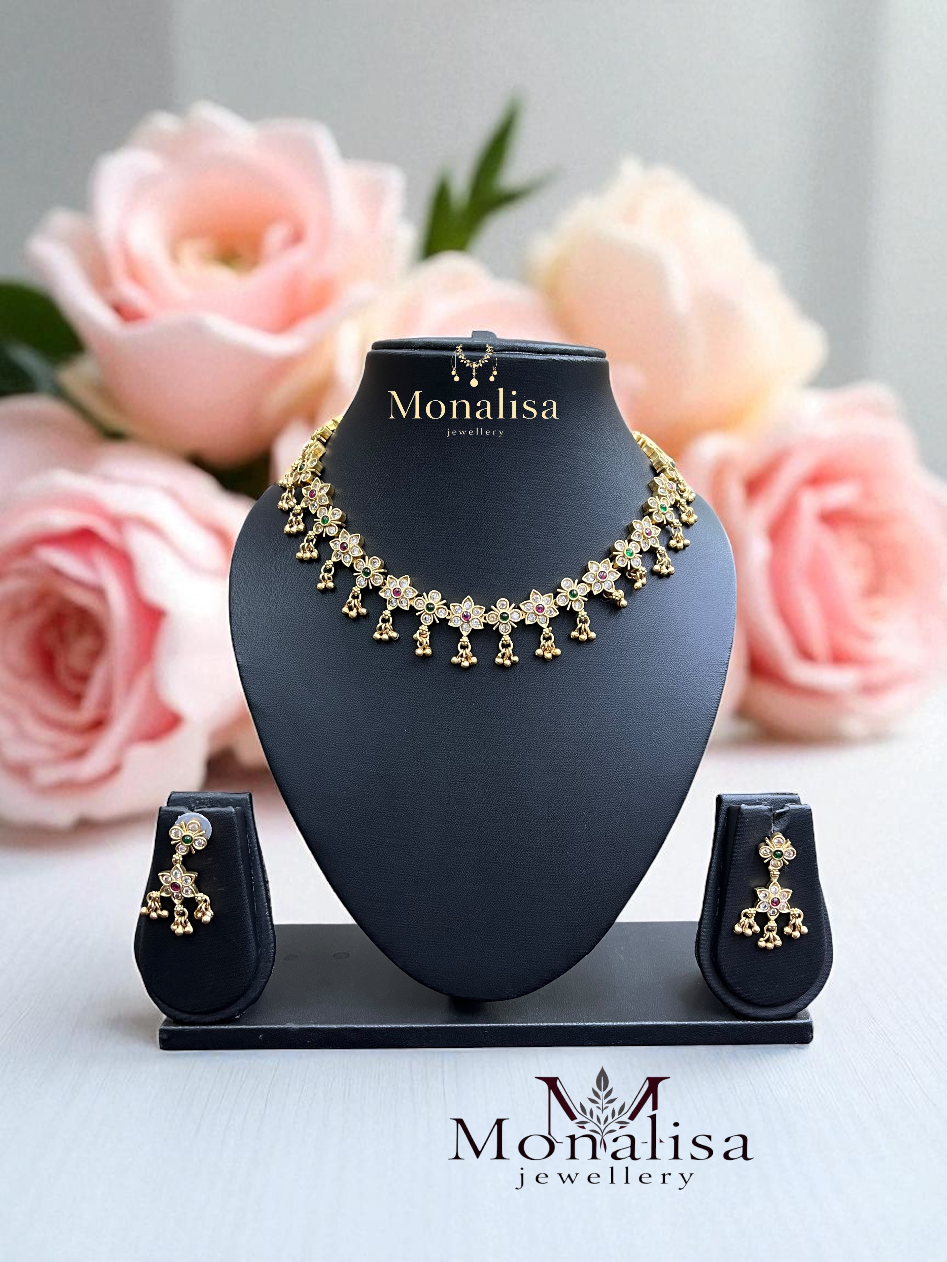 Niverta Antique Designer Necklace Set