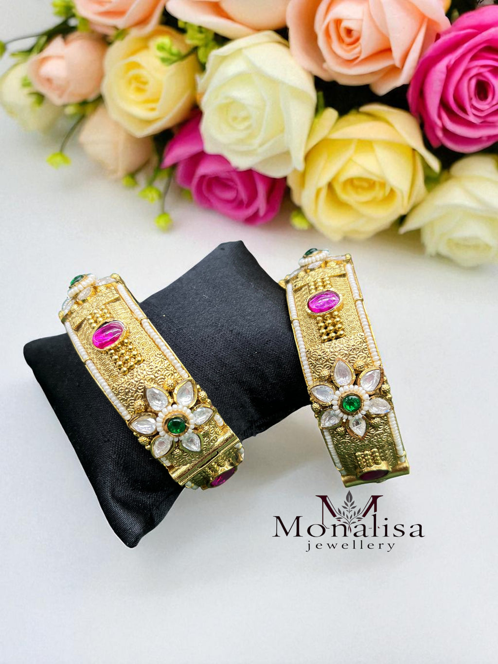 Avanti Antique Designer Bangle