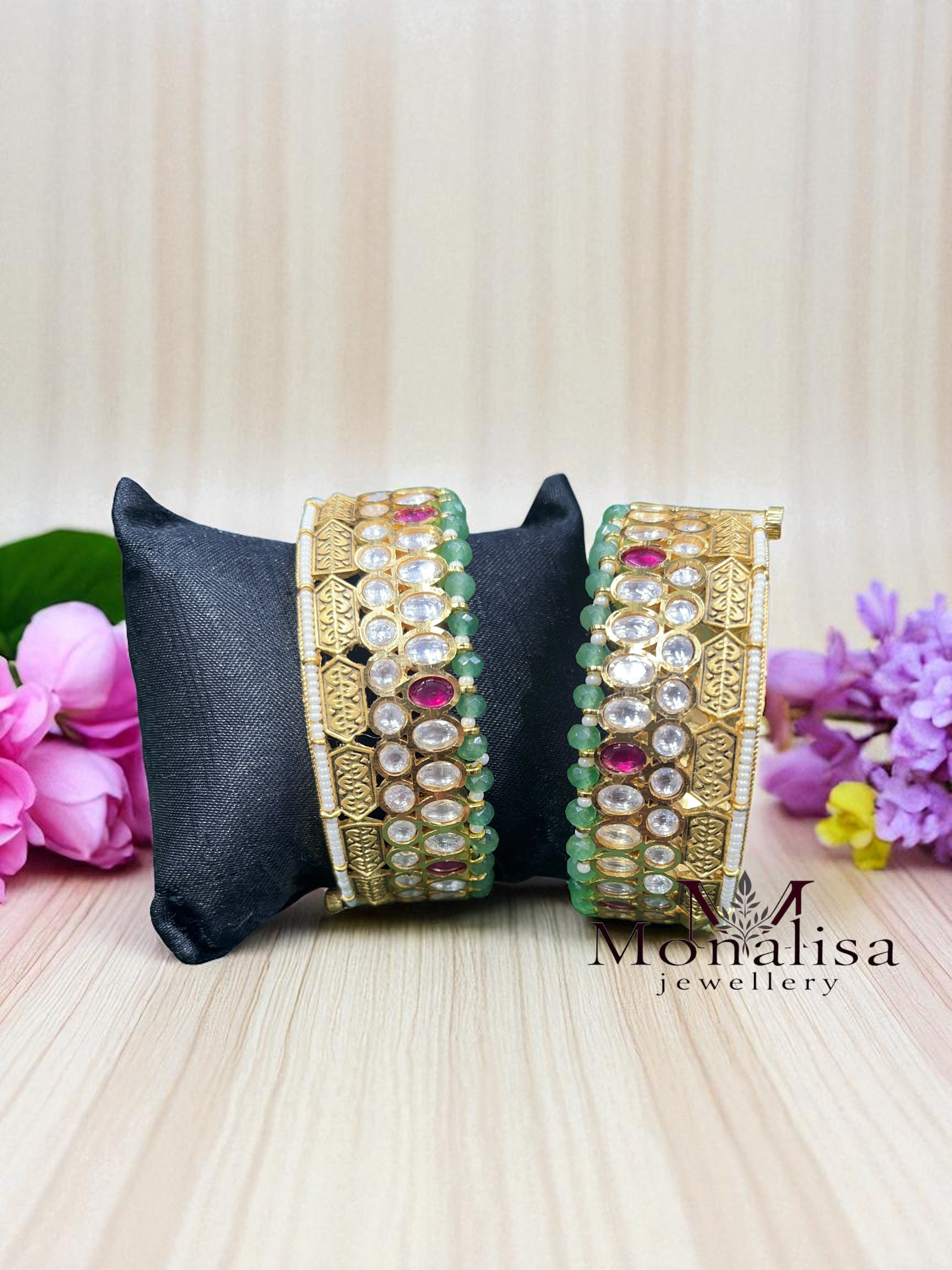 Ginni Antique Designer Bangles