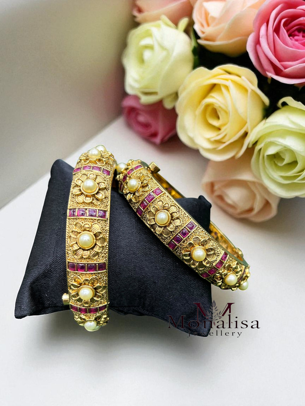 Nilaya Antique Designer Bangle