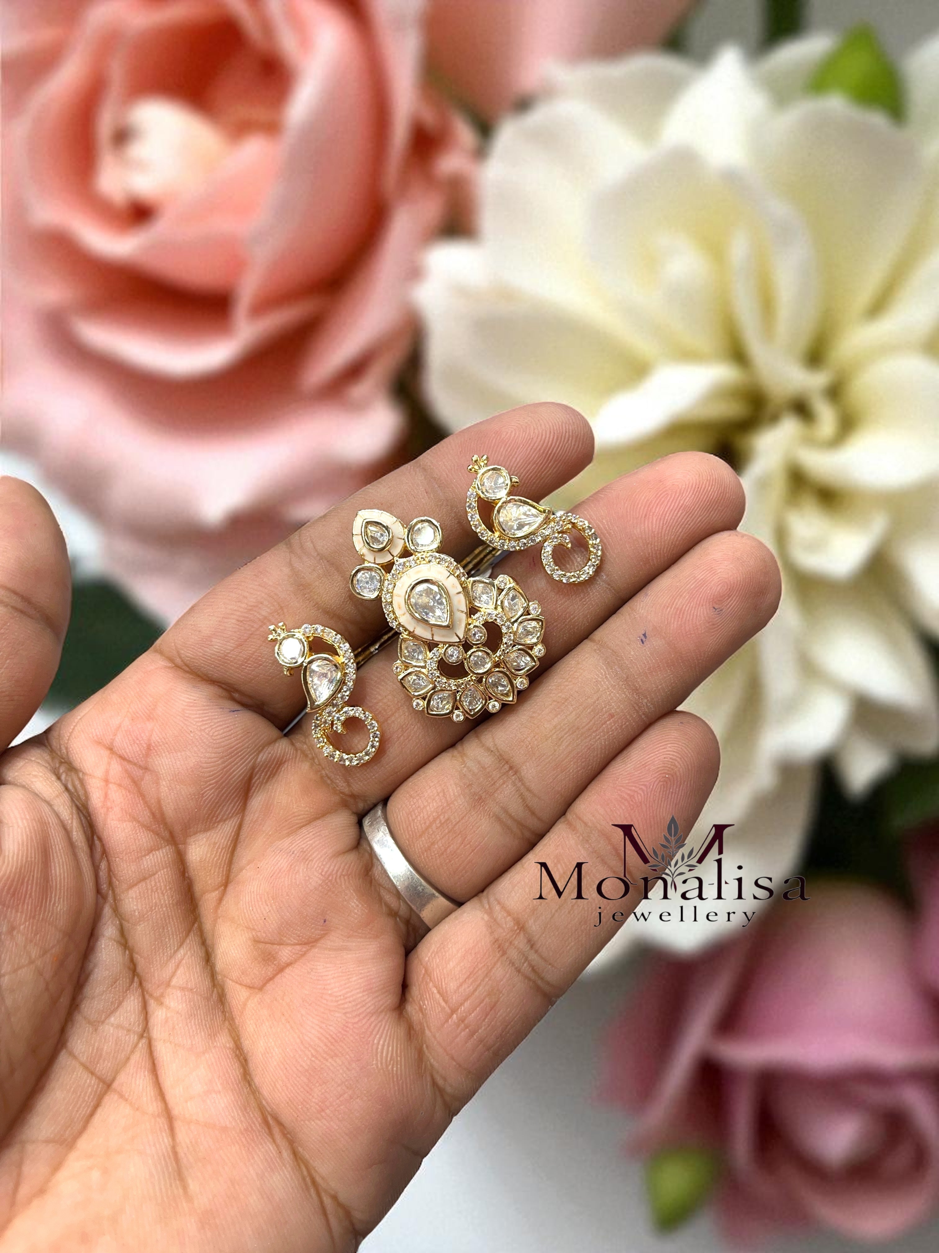 Morya Two Finger Designer Ring