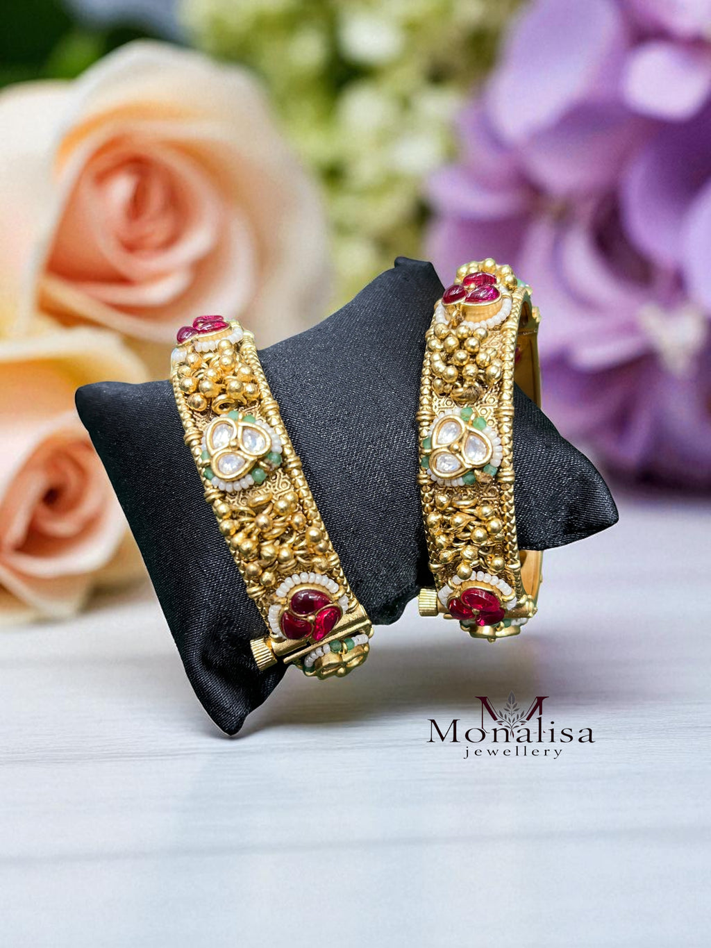 Kumud Antique Designer Bangle