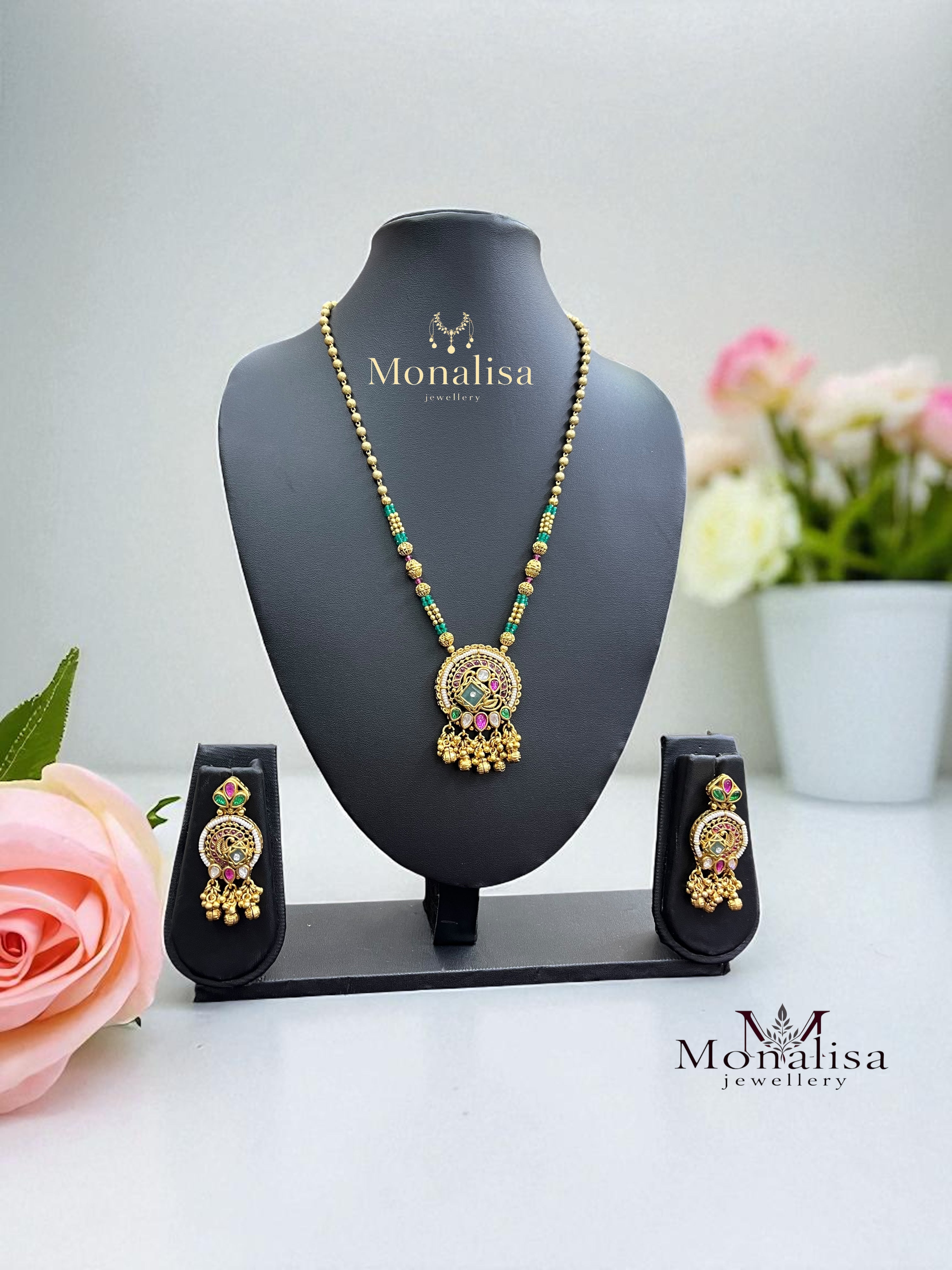 Prathia Antique Designer Pendant set