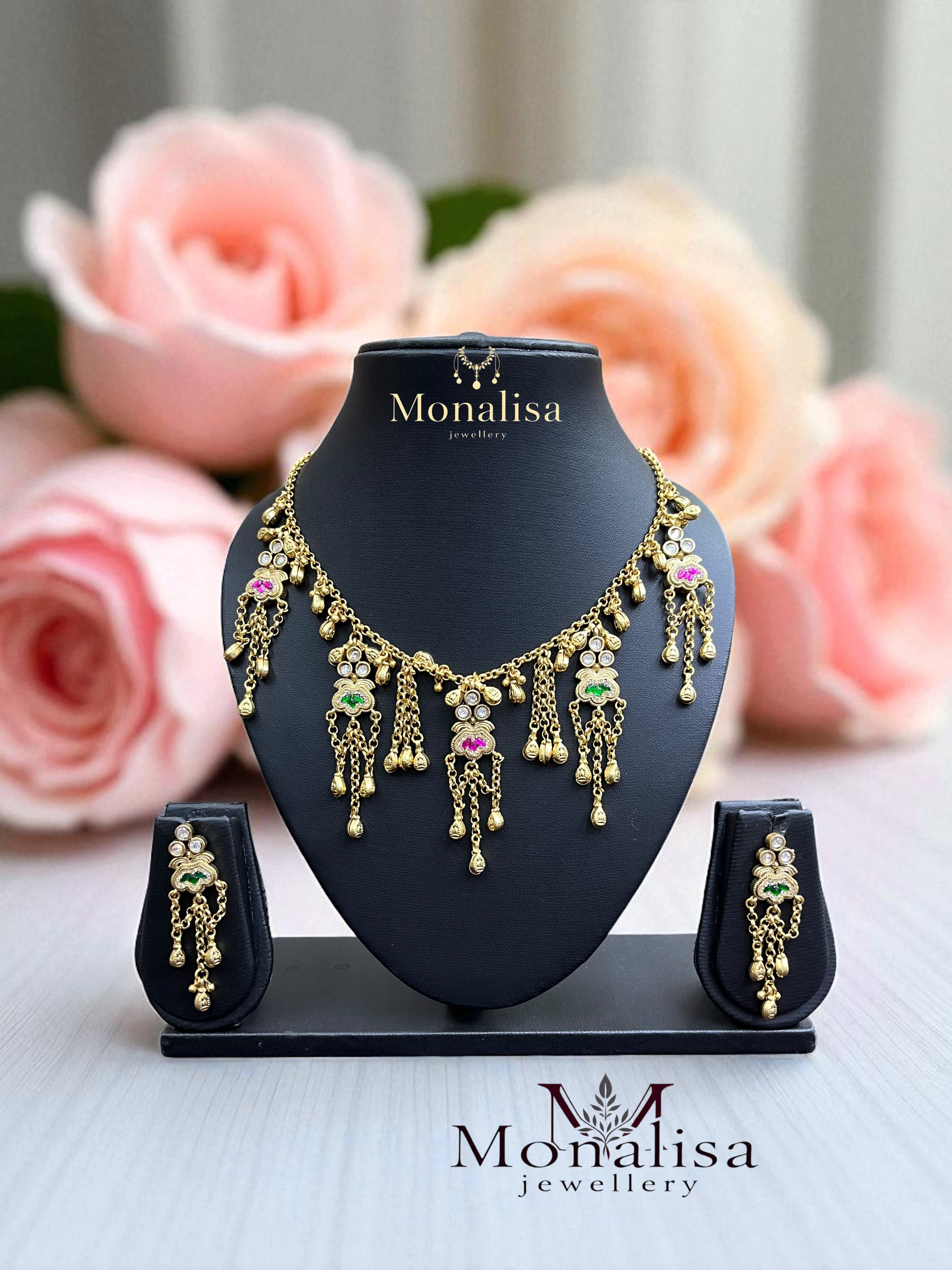 Jayavanti Antique Designer Necklace Set