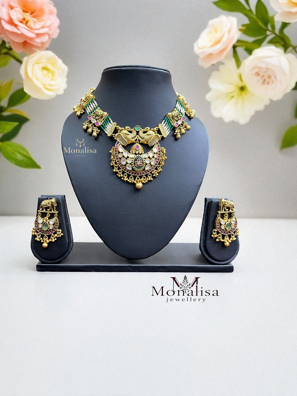Nirja Antique Designer Necklace Set