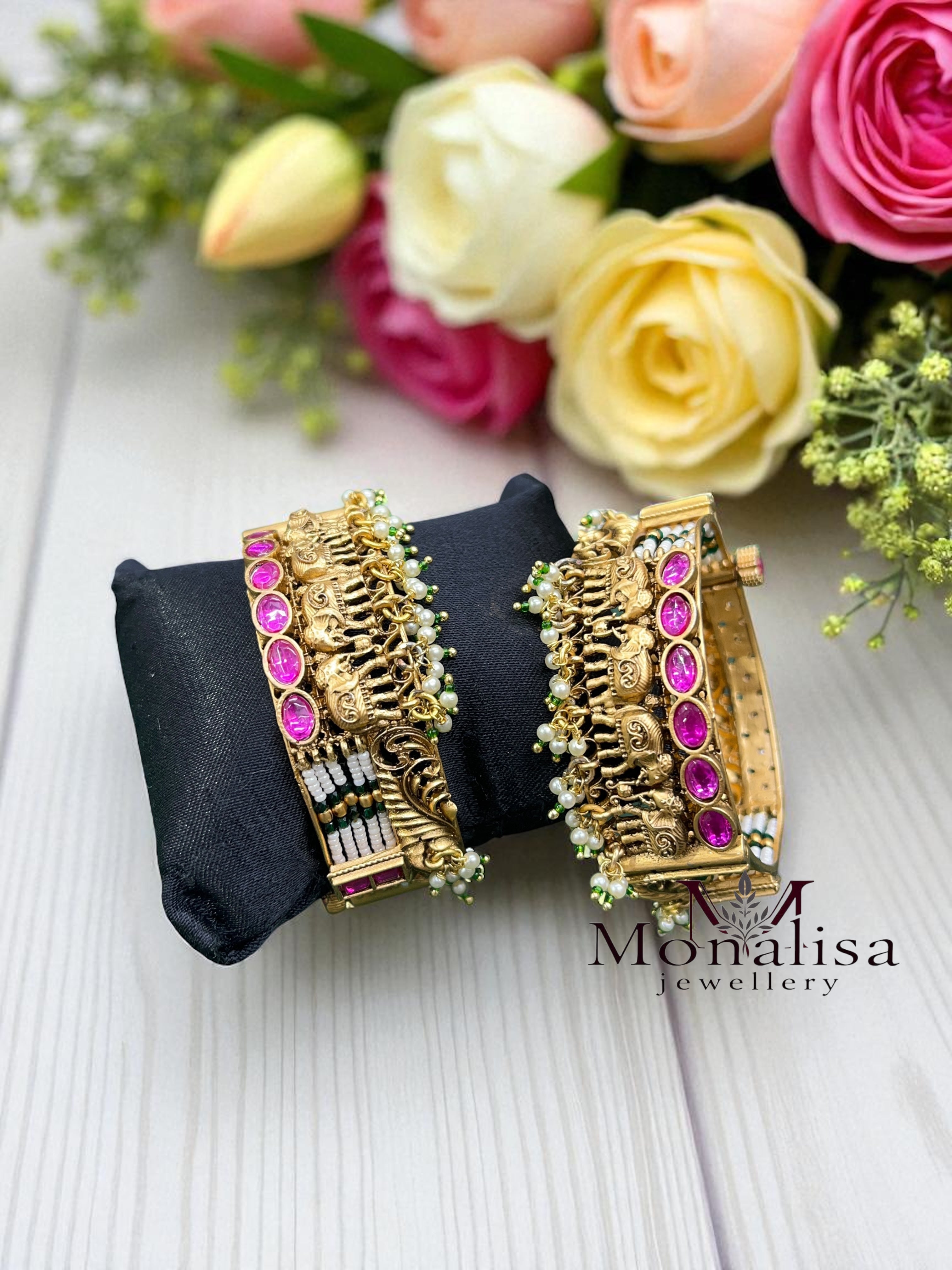 Sneh Antique Designer Bangles