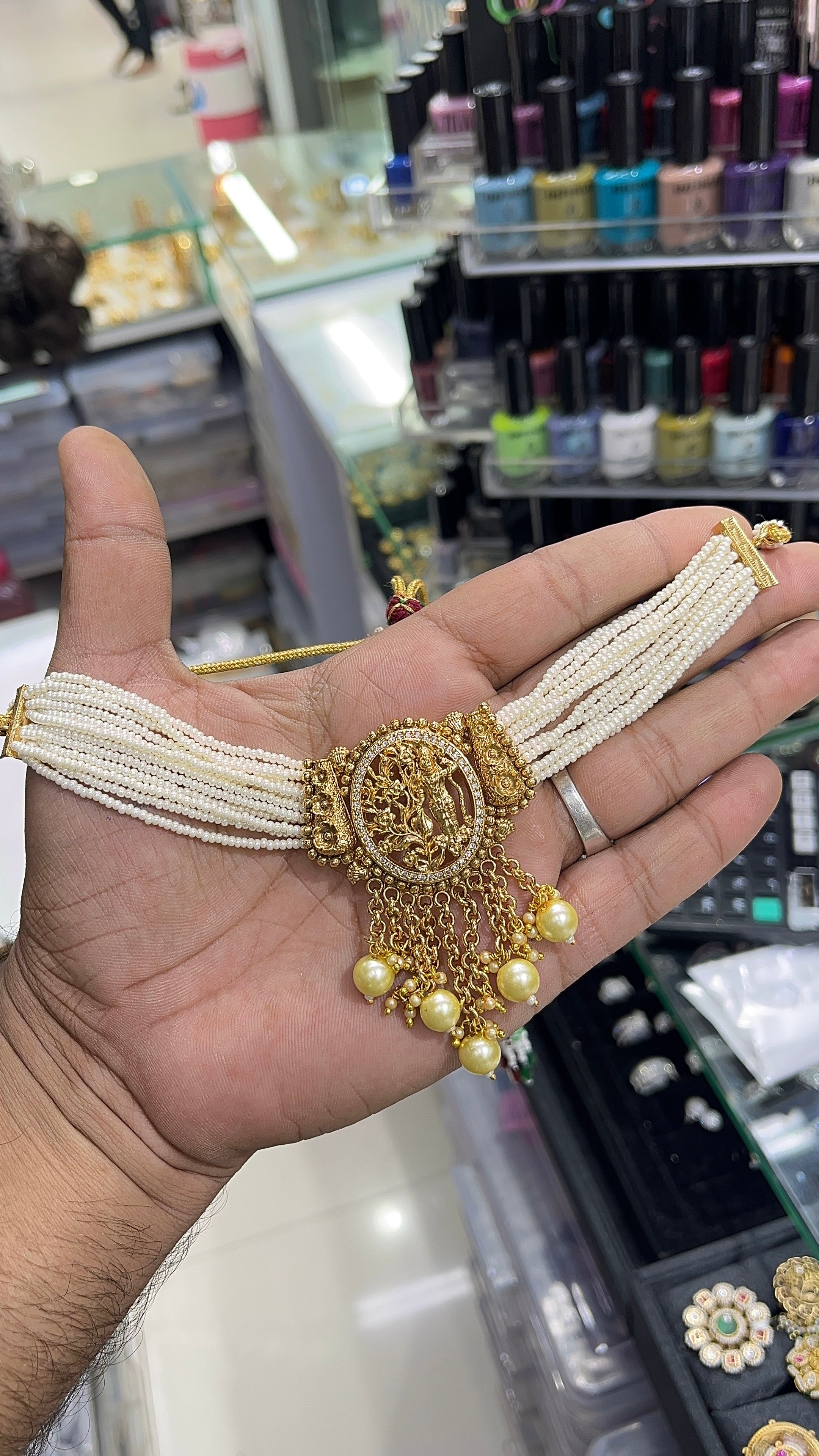 Pranshi Antique Designer Choker Set