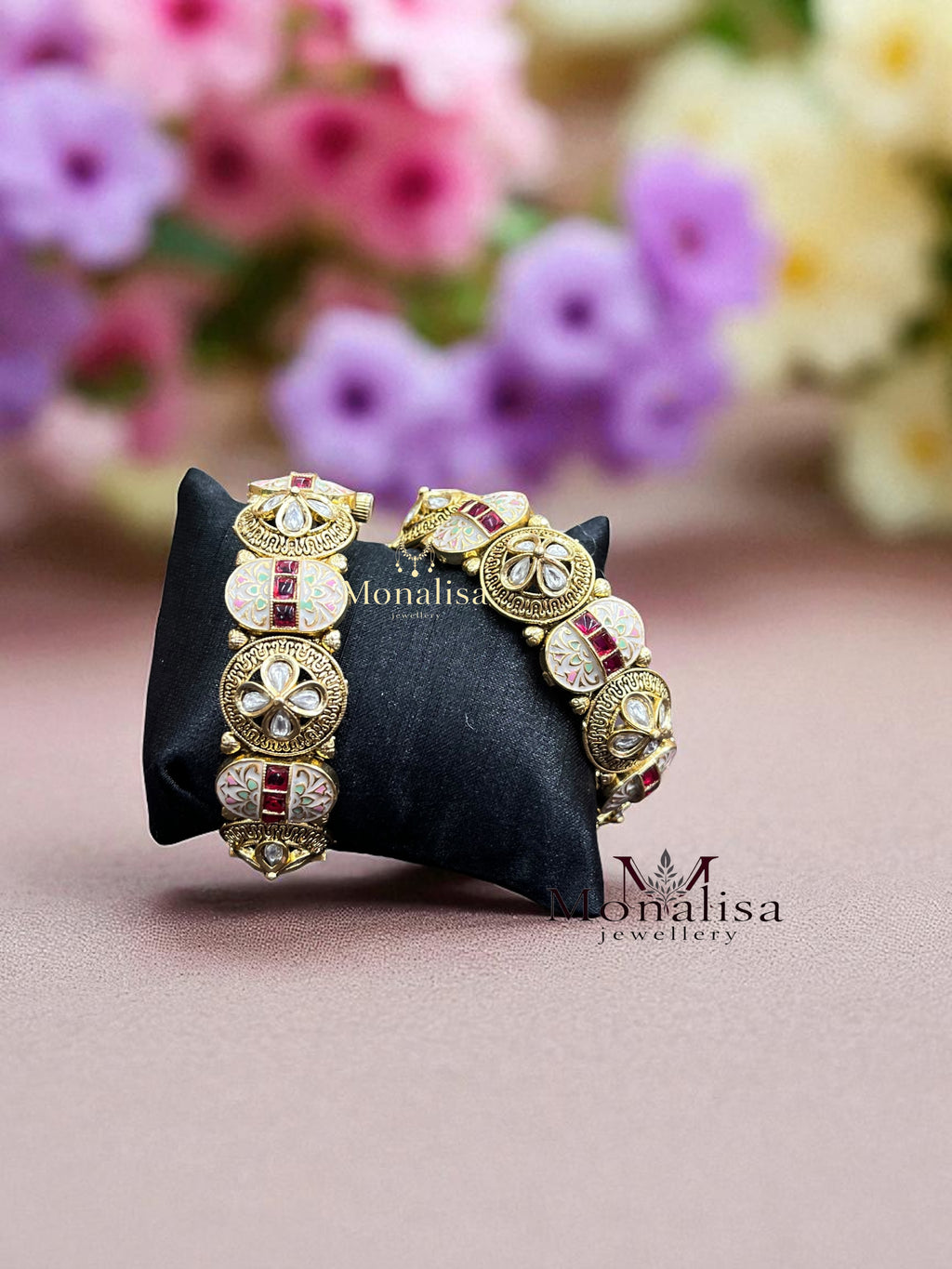 Thiya Antique Designer Bangle