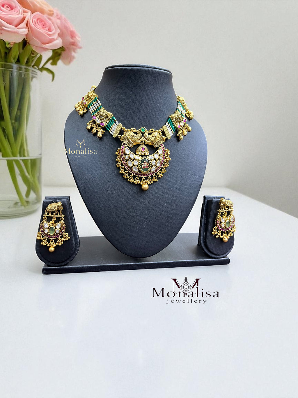 Nirja Antique Designer Necklace Set