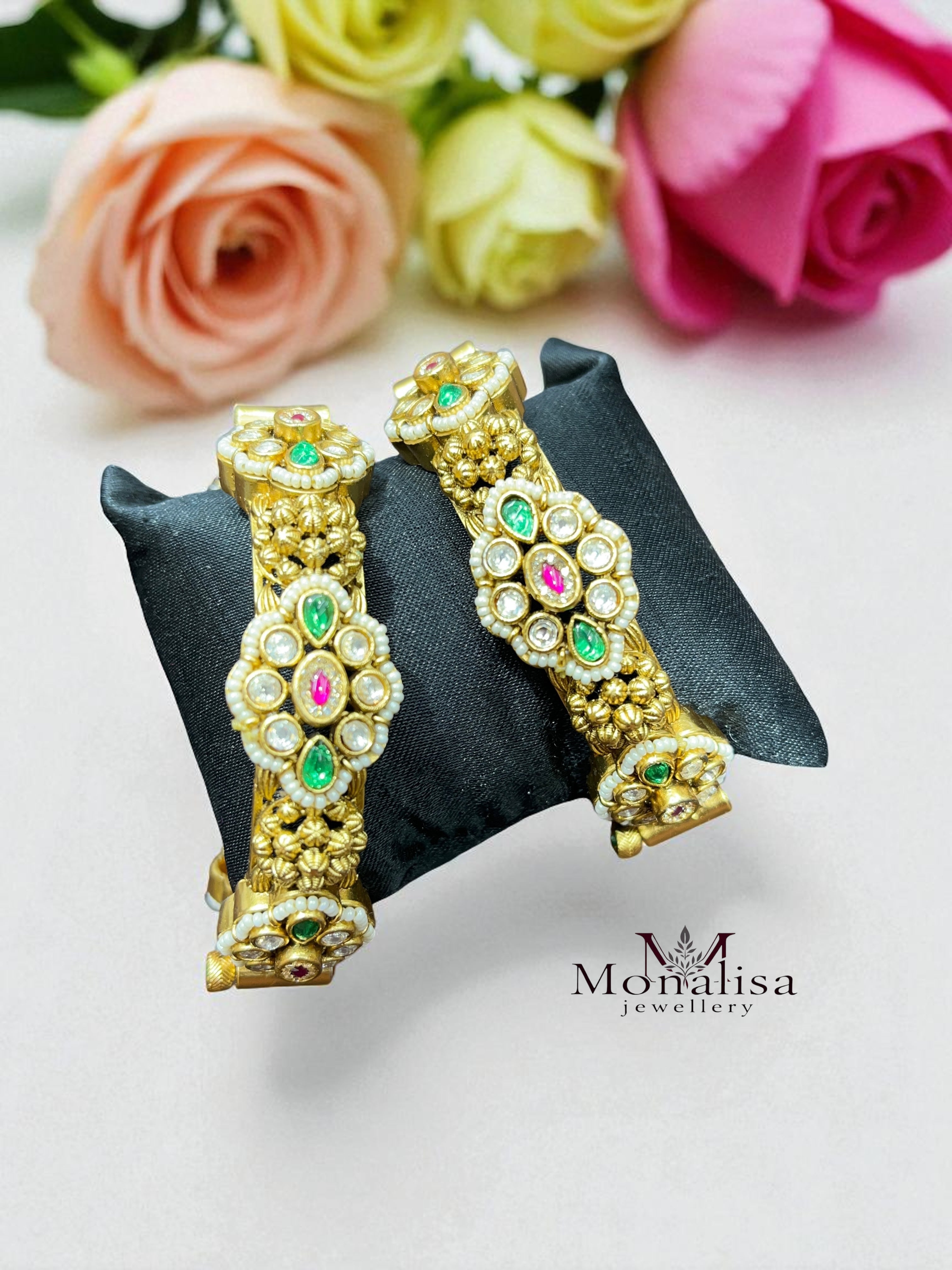 Sweta Antique Designer Bangles