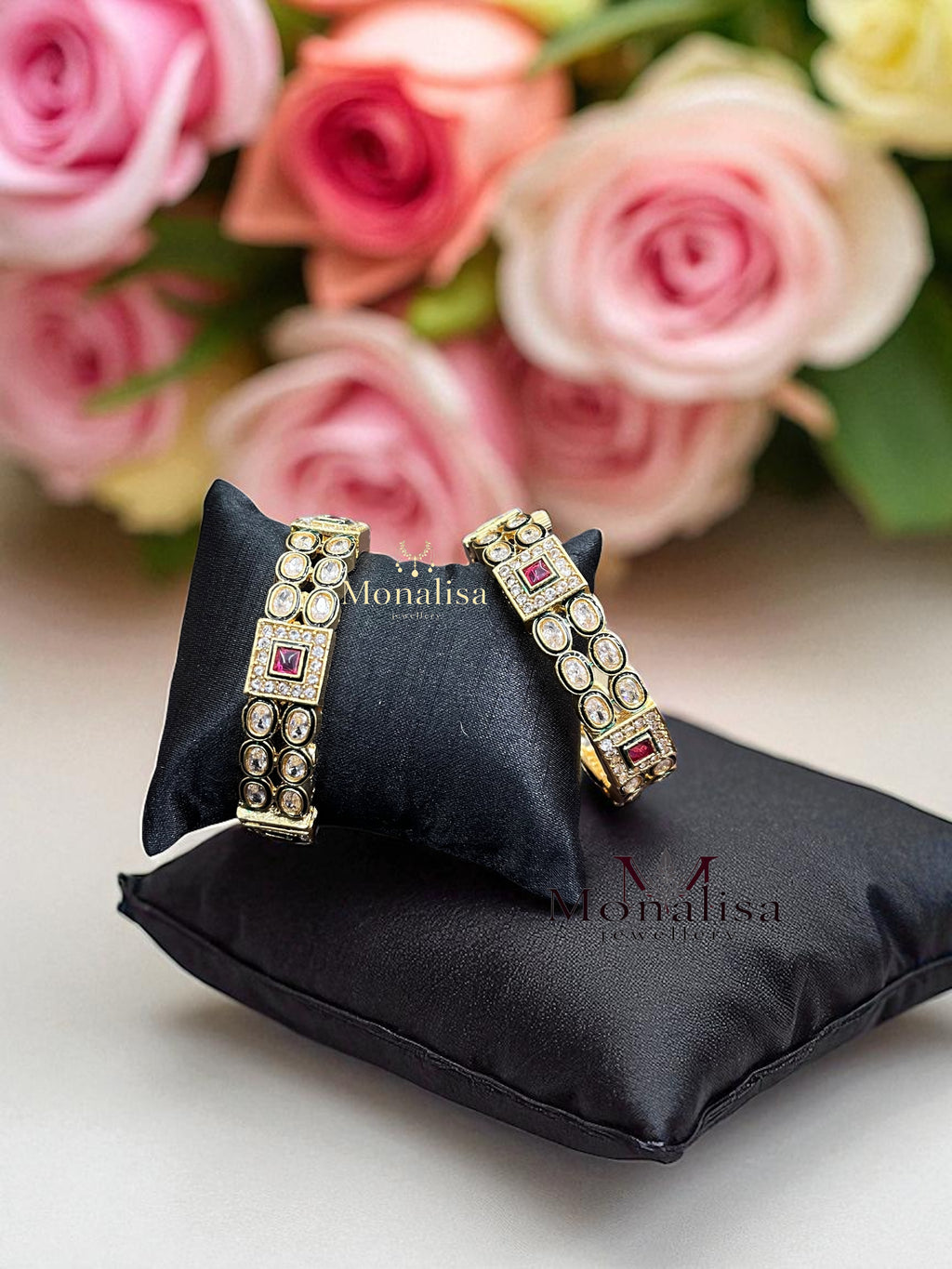 Cammy Antique Designer Bangle