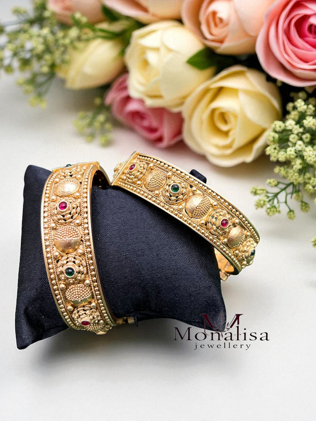 Hansika Antique Designer Bangle