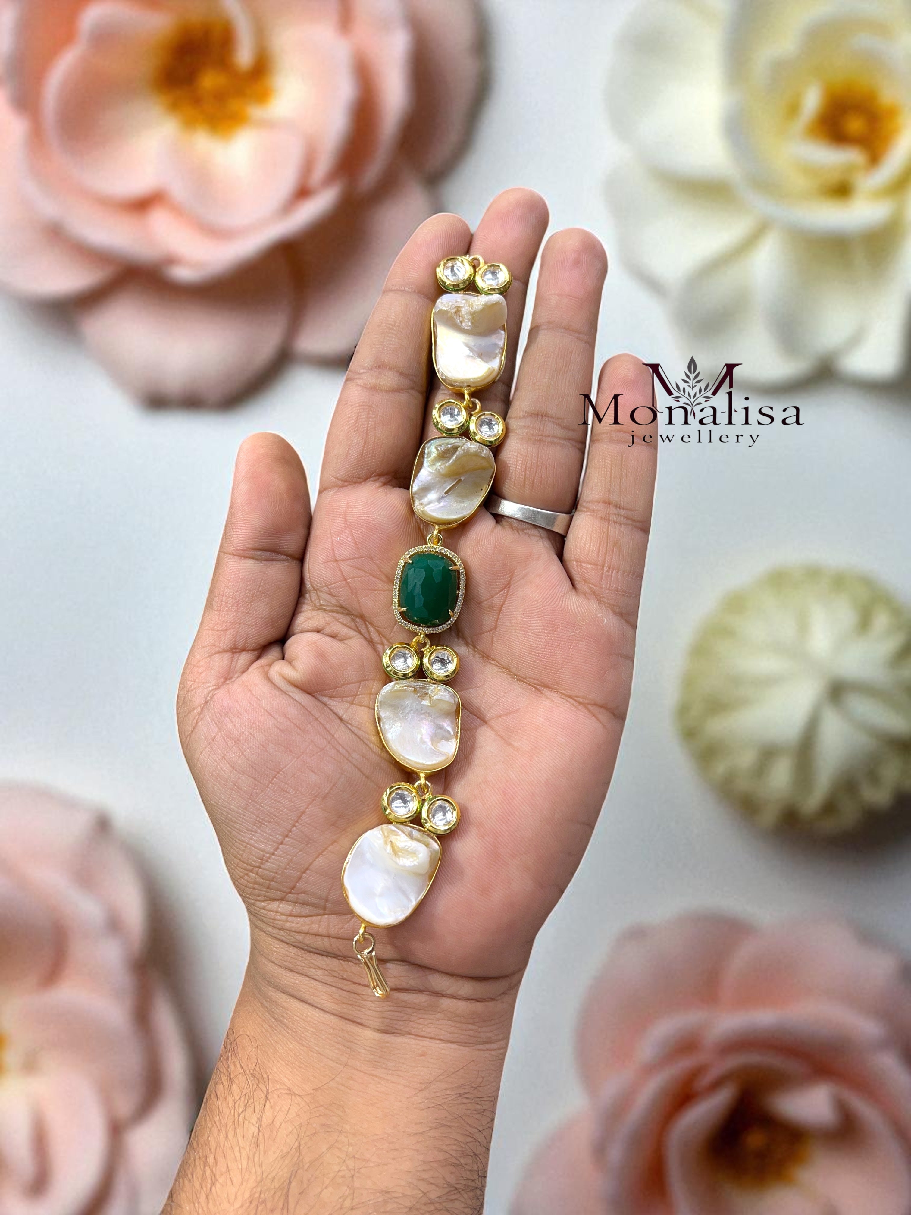 Green Baroque pearl Bracelet