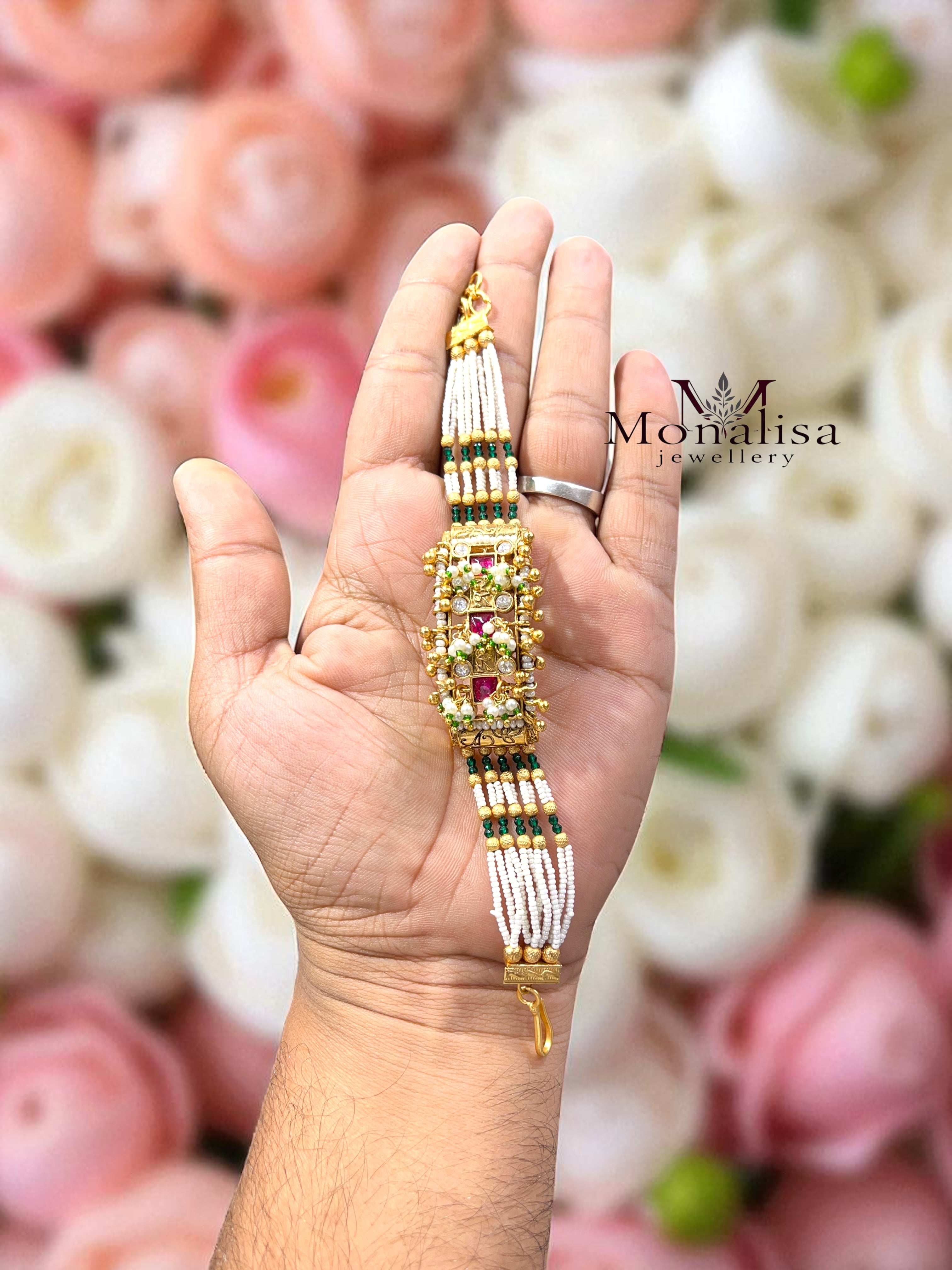 Neeva Antique Designer Bracelet