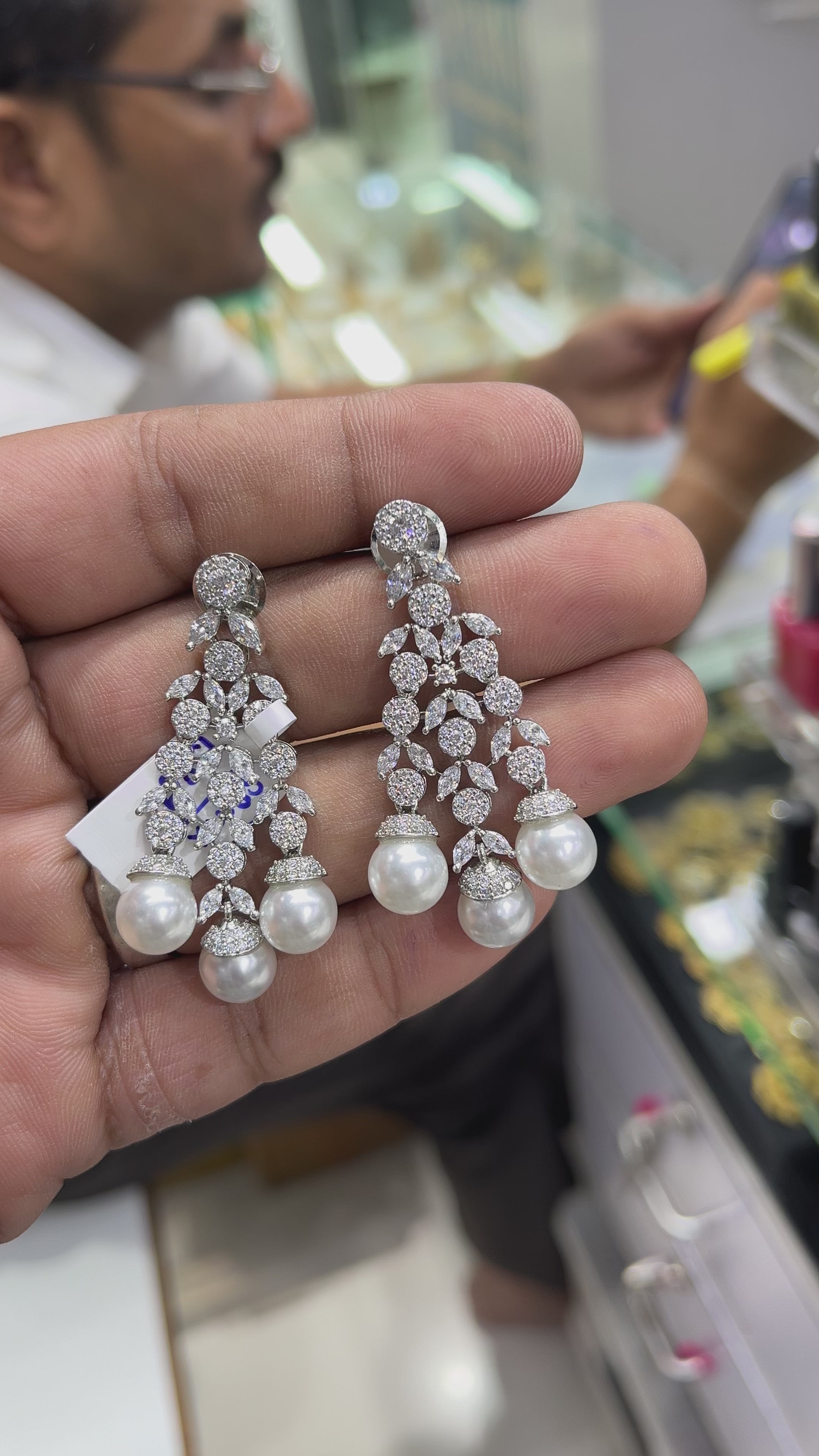 Aadhya Diamond Earing